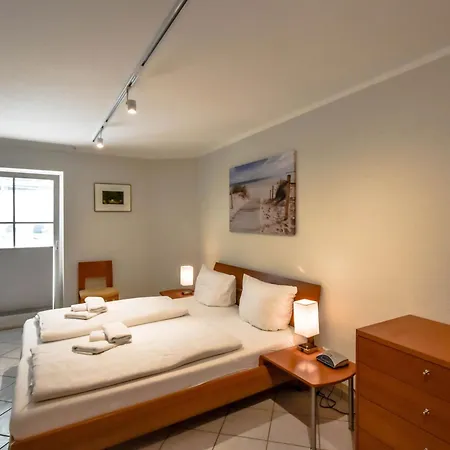 4 Im Seeschloss - Mit Meerblick