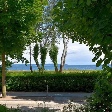 4 Im Seeschloss - Mit Meerblick Апартаменты